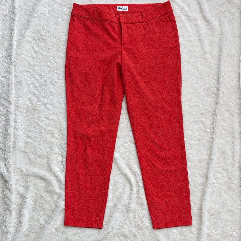 Old Navy Coral Textured Pixie Pants. Size 10.